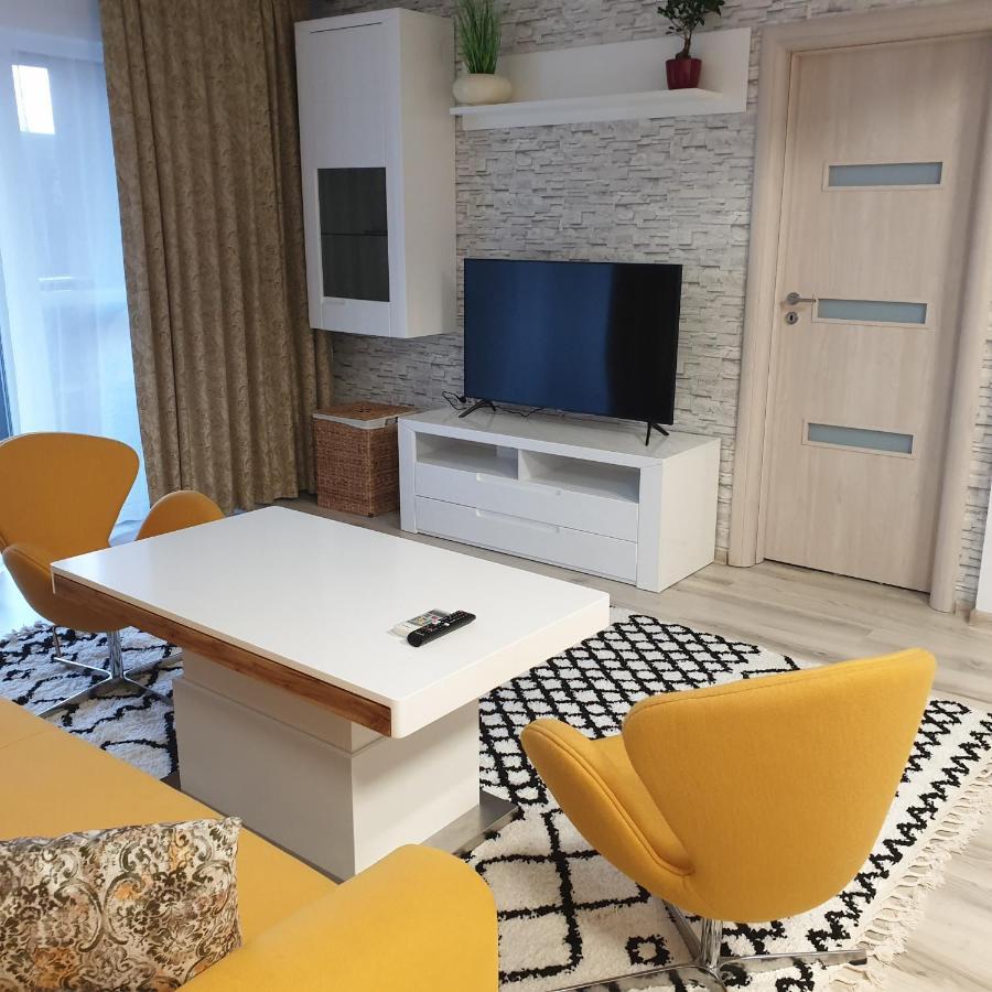 Carolina Sweet Apartament Oradea Exterior foto